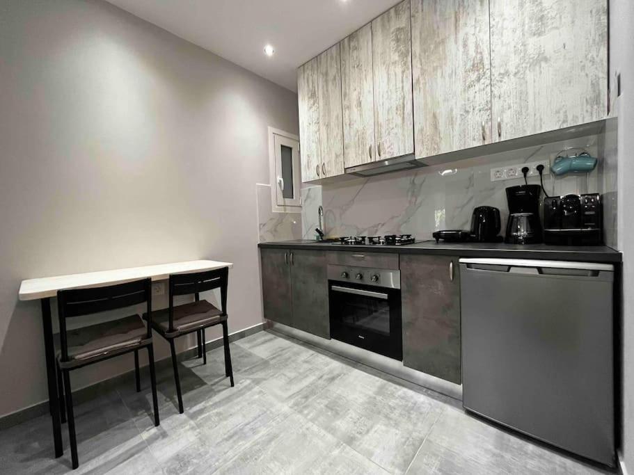 Deseo Apartments Athén Kültér fotó